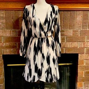 EUC Wish & Whim Black & White Dress. Size XS
